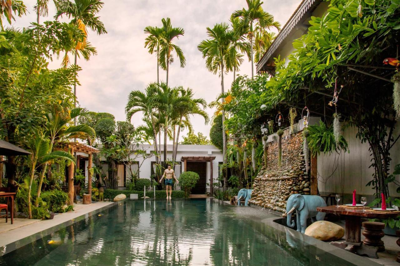 Bunwin Hotel 4*